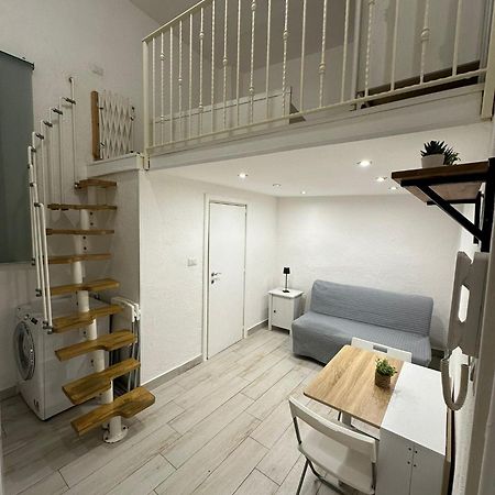 Vesuvia Guest House Наполи Екстериор снимка