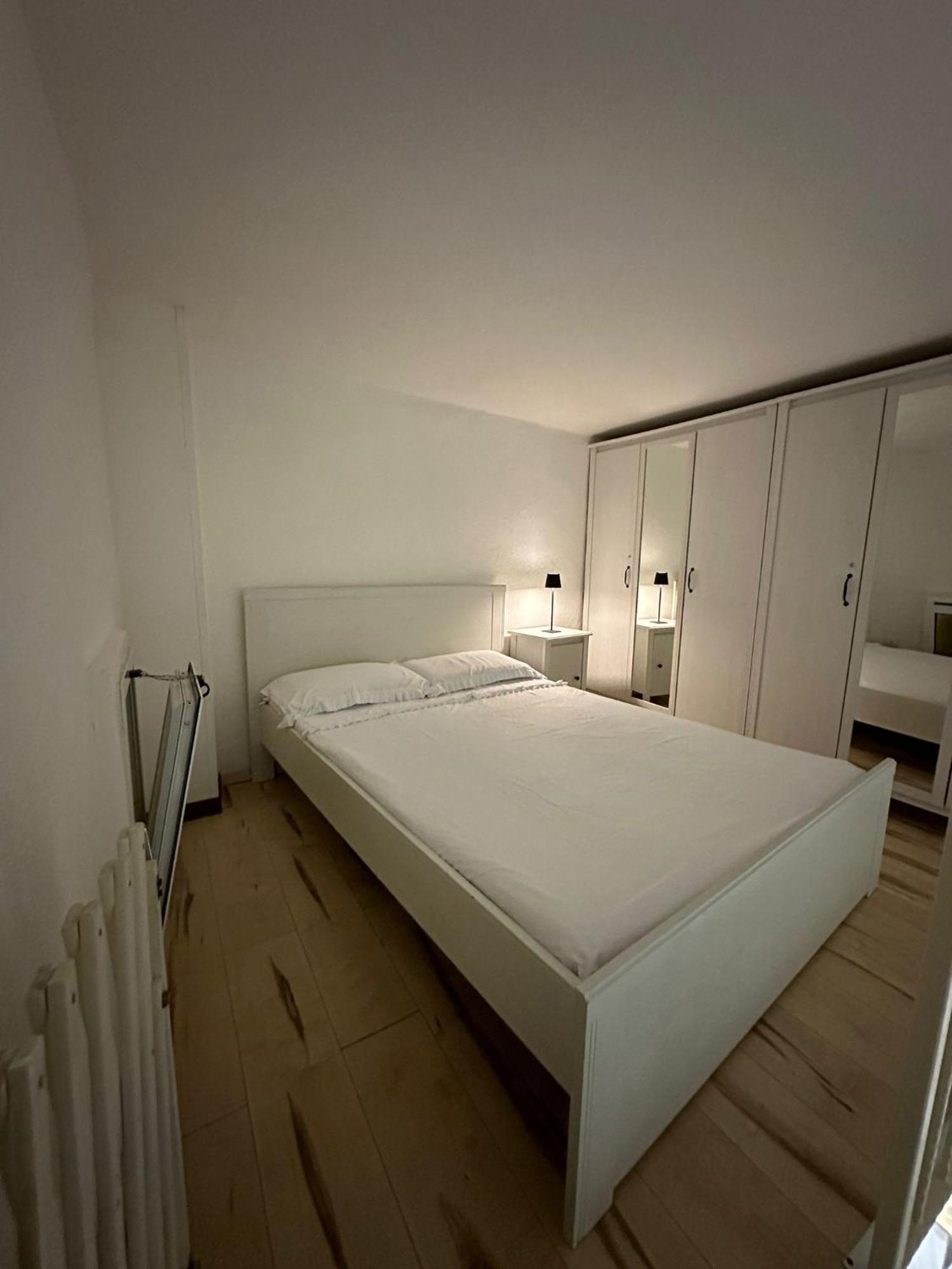 Vesuvia Guest House Наполи Екстериор снимка